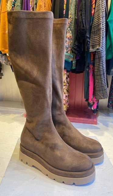 VIGUERA LICERA KNEE-HIGH TOBACCO SUEDE BOOT - Rococo Boutique Ireland