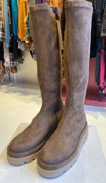 VIGUERA LICERA KNEE-HIGH TOBACCO SUEDE BOOT - Rococo Boutique Ireland