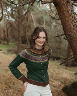 ERIBE ALPINE SHORT CARDIGAN THISTLE