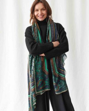 ONE HUNDRED STARS SCARF AMULET EMERALD